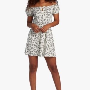 Roxy Medium White Lightweight Summer Dress Black Floral Pattern